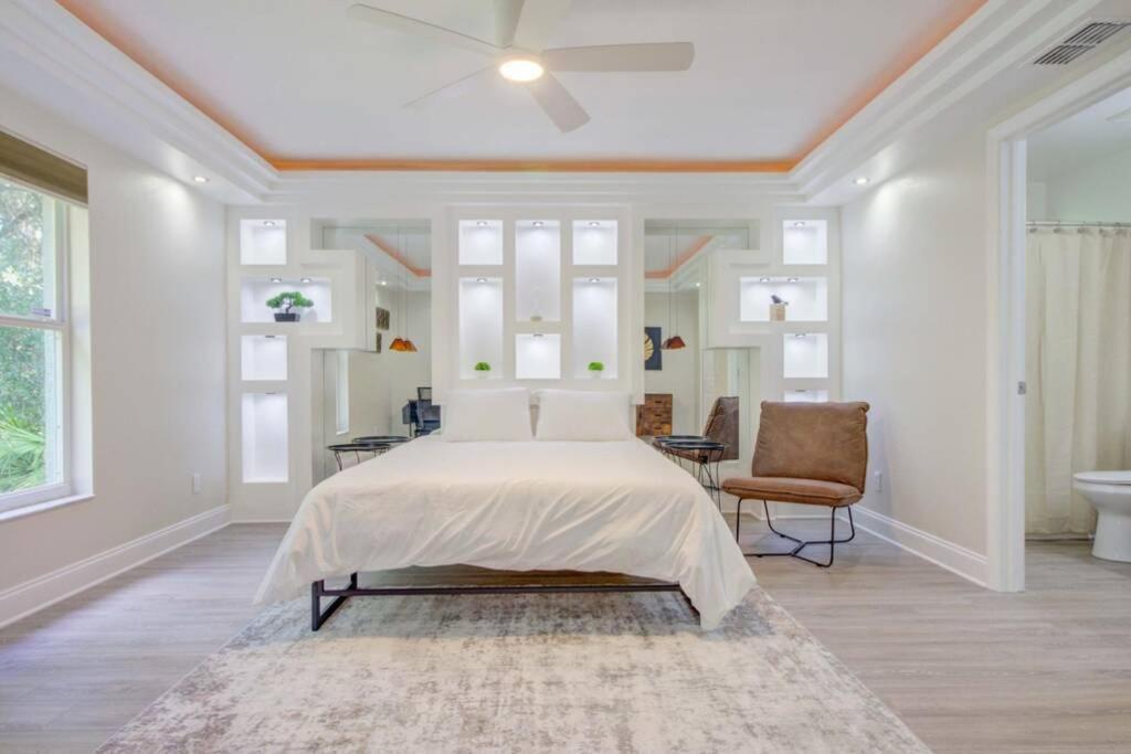 Hot Tub, Breakfast, Game Room, & Close To Beaches North Port Exterior foto
